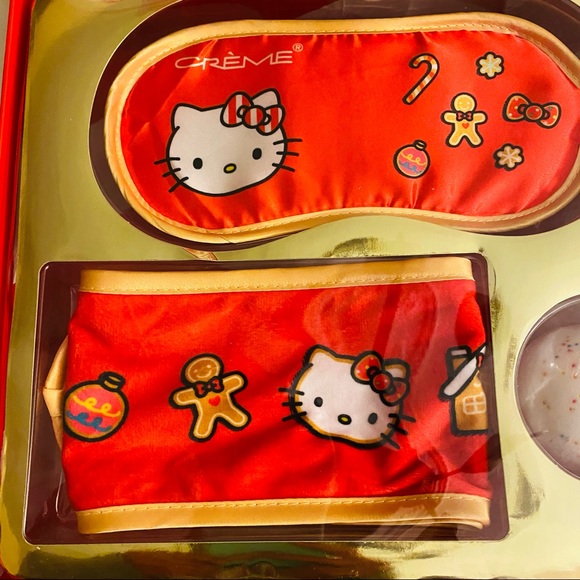 The Creme Shop Hello Kitty Sleep Mask Silk Bath Bomb Spa Headband! - Picture 7 of 15
